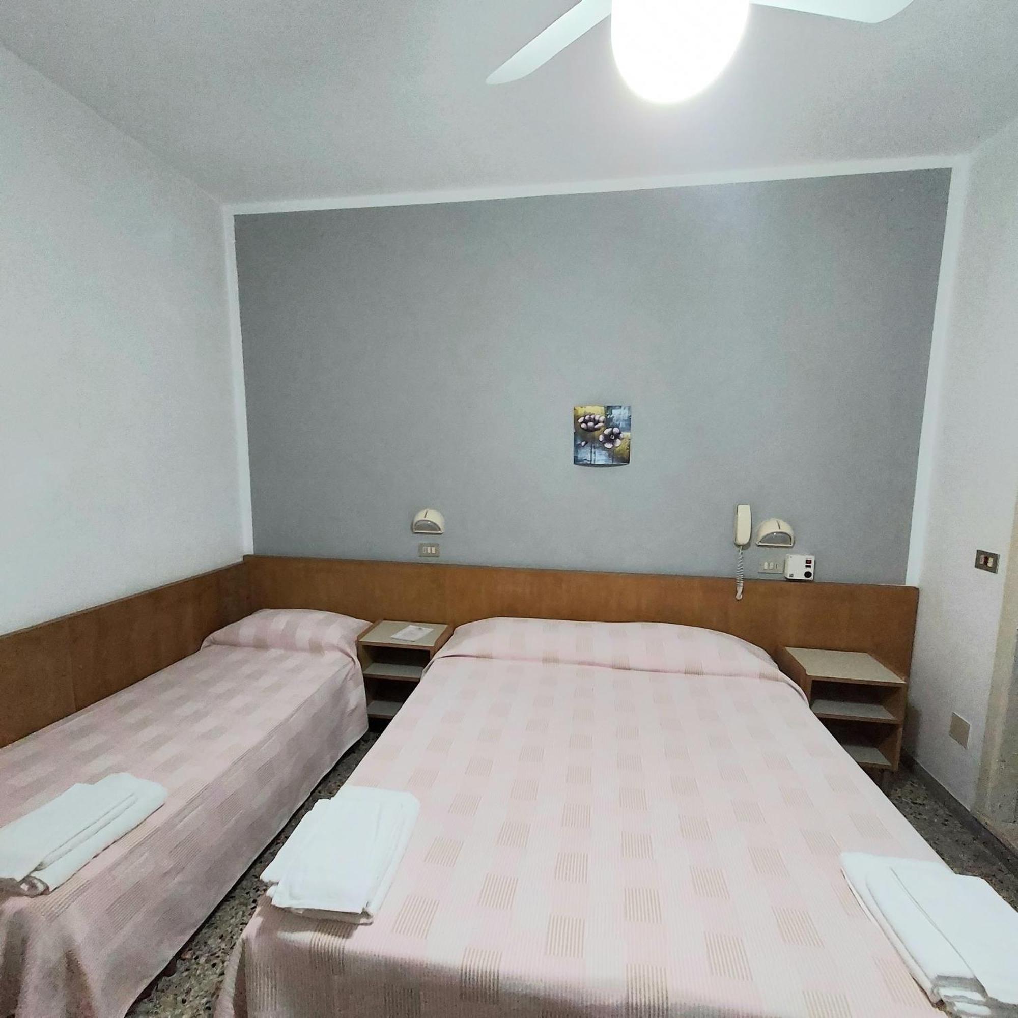 Hotel Villa Alberta B&B 切塞纳蒂科 客房 照片
