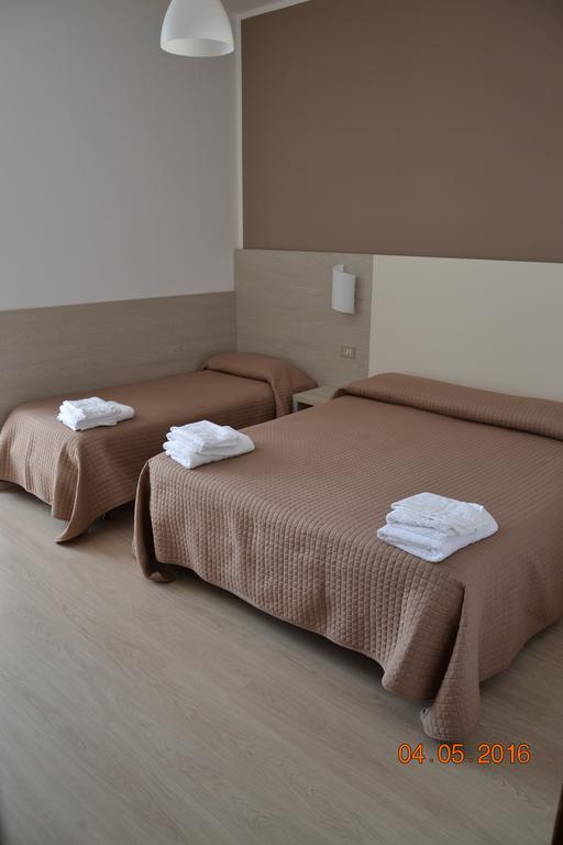 Hotel Villa Alberta B&B 切塞纳蒂科 外观 照片