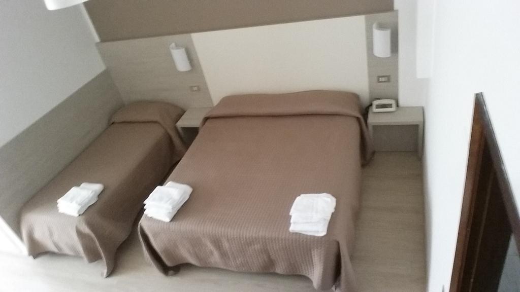 Hotel Villa Alberta B&B 切塞纳蒂科 外观 照片