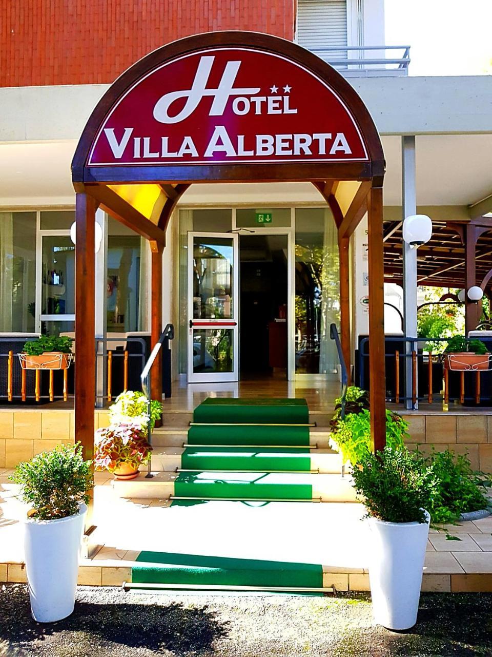 Hotel Villa Alberta B&B 切塞纳蒂科 外观 照片