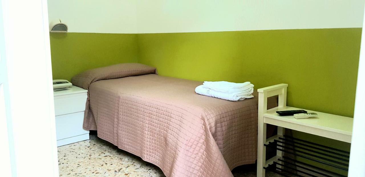 Hotel Villa Alberta B&B 切塞纳蒂科 外观 照片